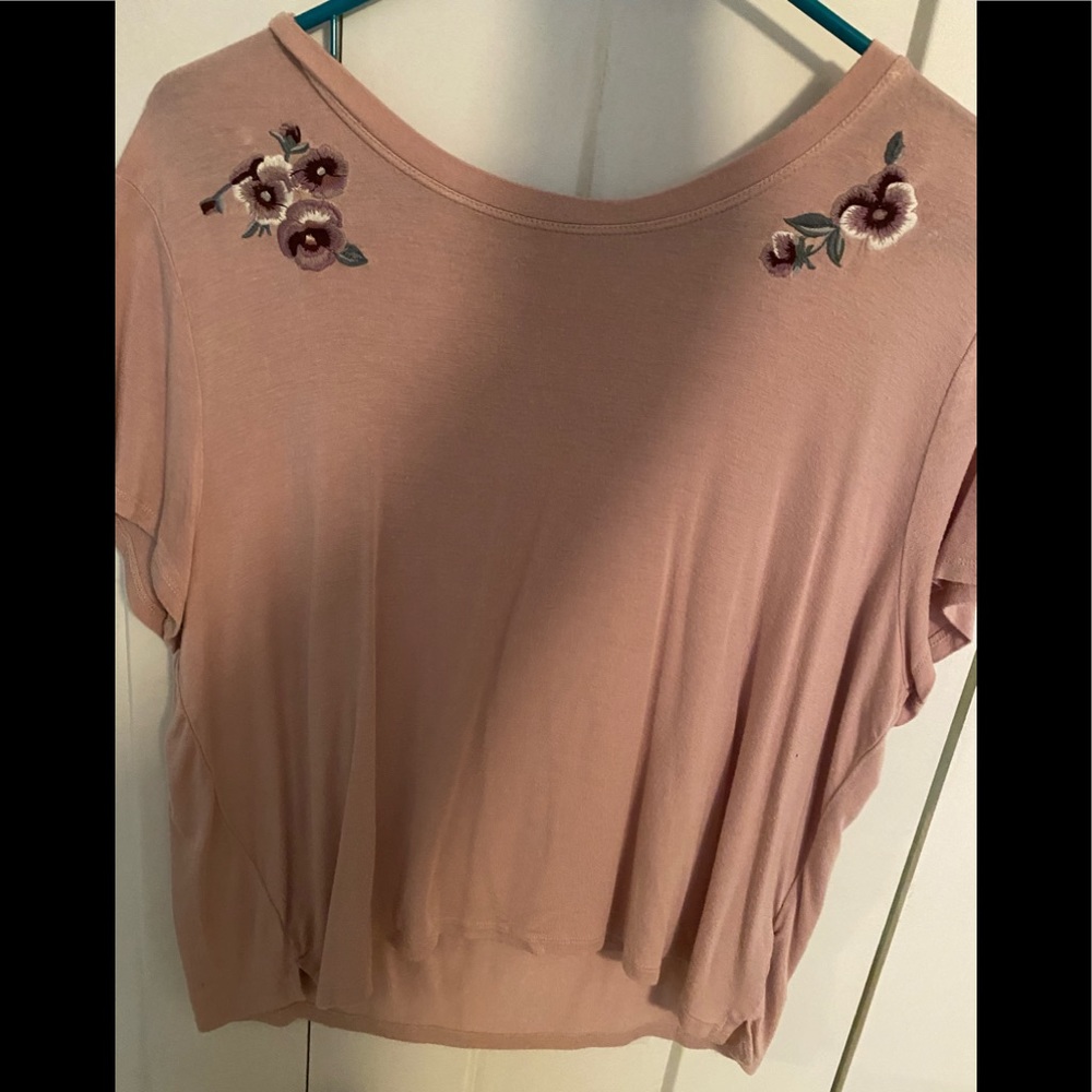 Aeropostale light pink shirt